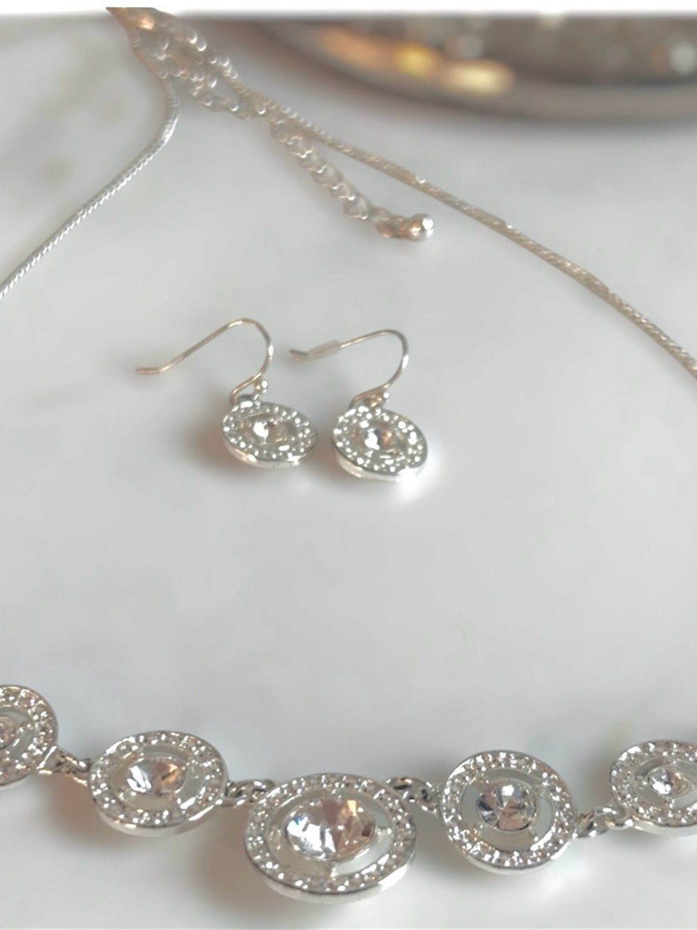 Vintage Avon Crystal Halo Bridal Necklace Bracelet Earrings Set Silver Tone